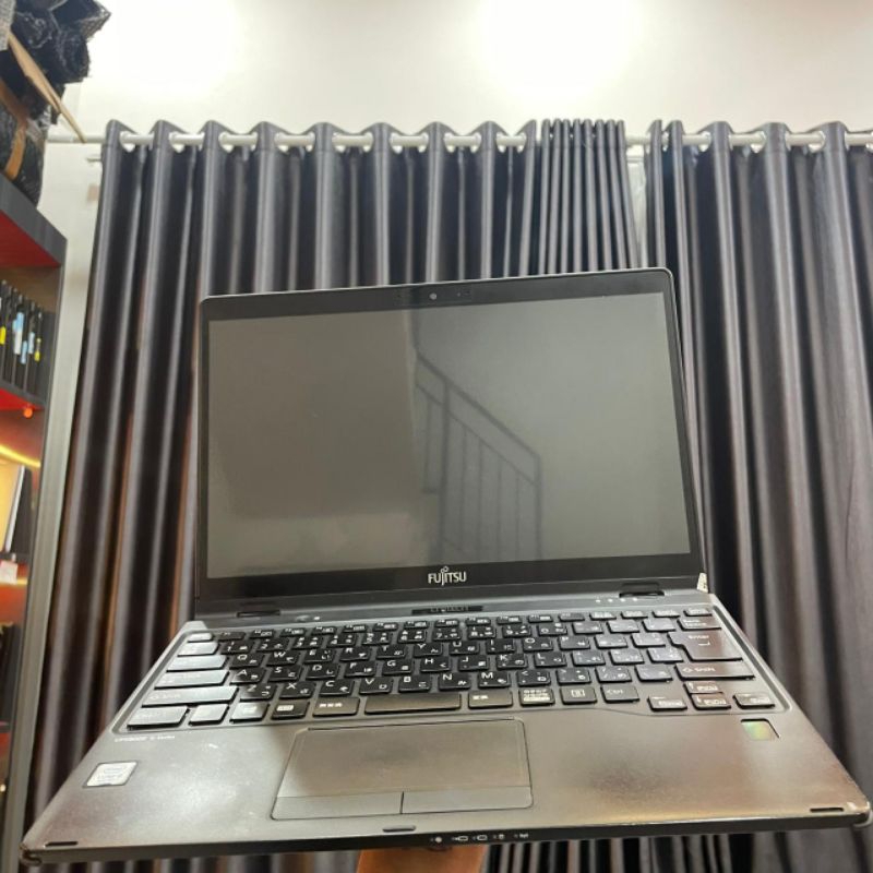 ( SECOND ) FUJITSU LIFEBOOK RAM 8GB SSD 256GB Intel core i5 gen 8
