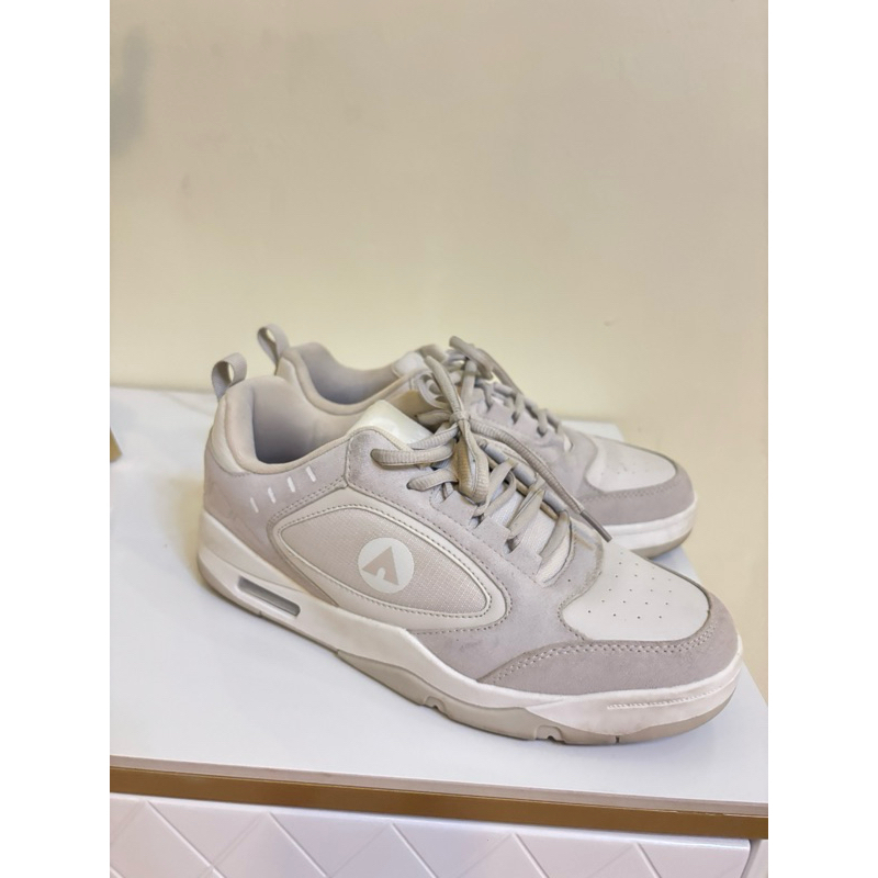 sneakers airwalk original preloved like new