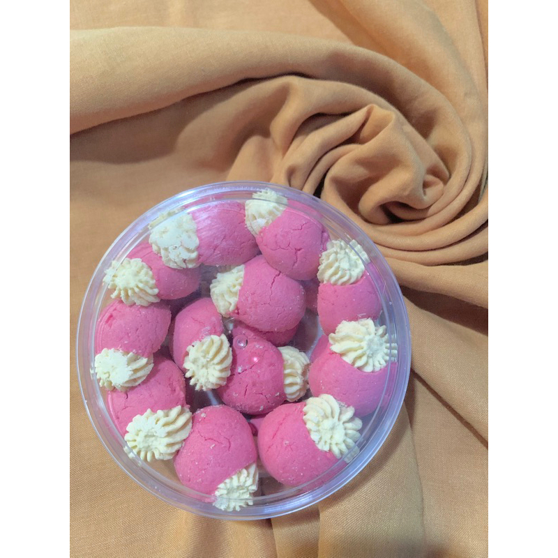 

Putri Yogurt Kue Kering lembut kemasan 250gram