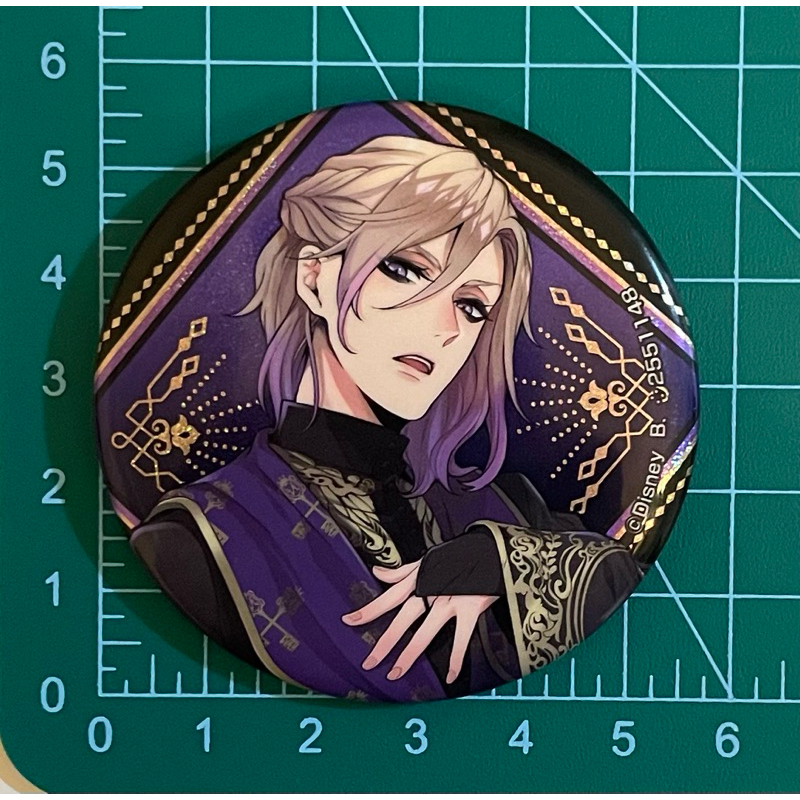 Twisted Wonderland badge pin - Vil Schoenheit