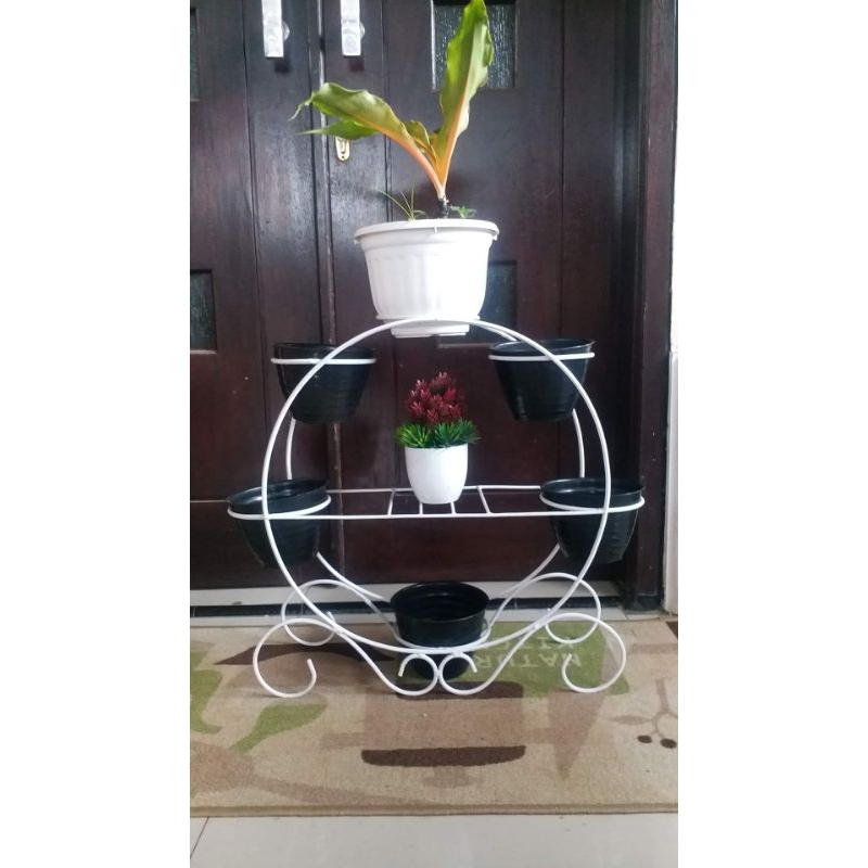 rak pot bunga tatakan bunga bahan besi kuat dan kokoh