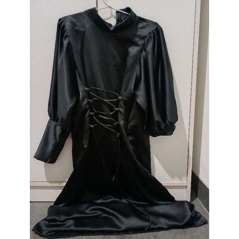 Irmela dress hitam Zisallection (Preloved)