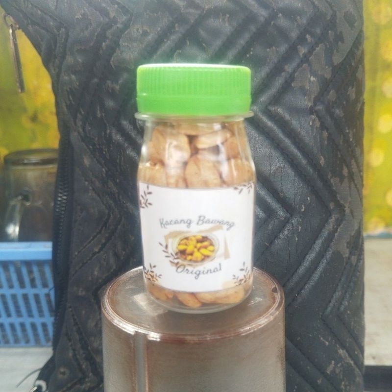 

kacang bawang renyah