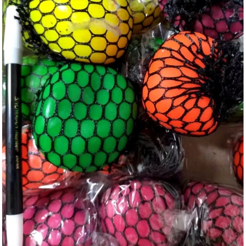 [Whispers] Mainan Anak Pencet Polos / Stress ball / Squishy Bola Anggur Pencet Stress Ball