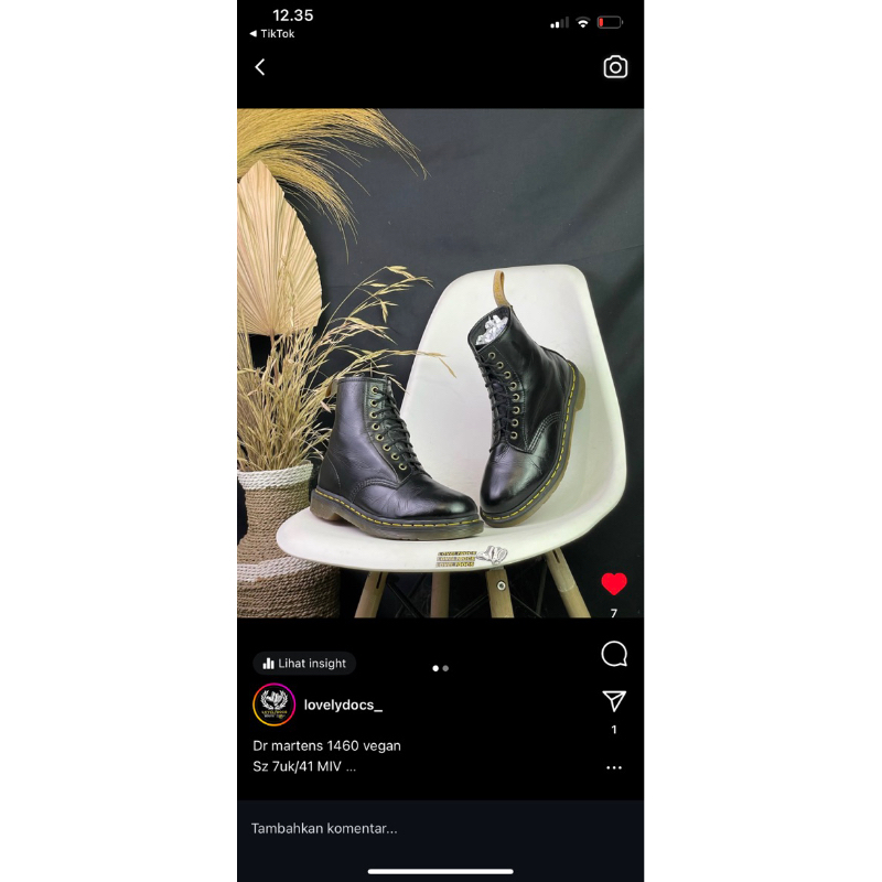 Dr Martens Sepatu Kulit Vegan