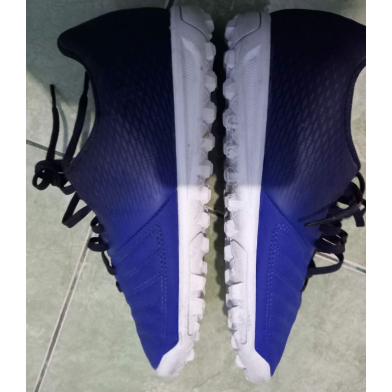 Sepatu futsal decathlon kipsta agility 140 HG biru