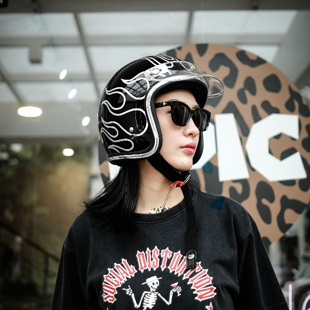 Epic Veil Slim Head EV-500 Open Face Black Flame Pattern List Silver Helm Half Face SNI