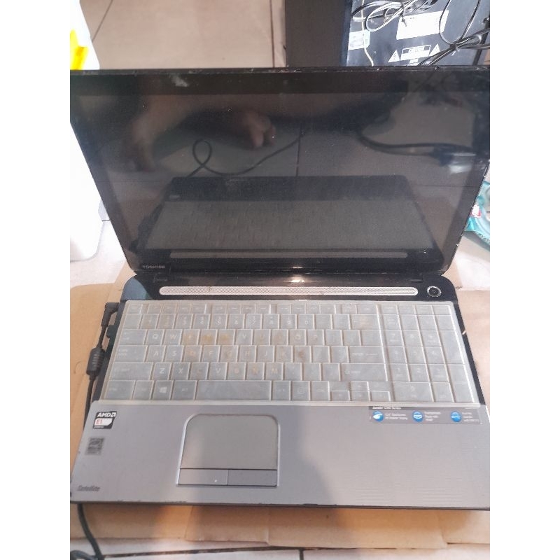 TOSHIBA Satellite C55t Series