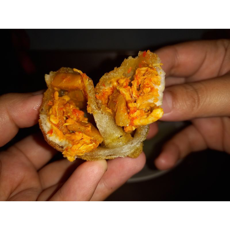 

Cireng isi (Bakso pedas, ayam pedas, jando, keju lumer) Isi 6