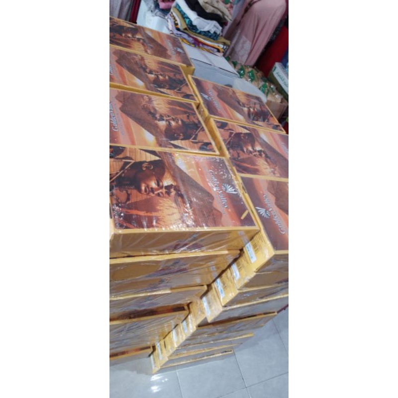 

KURMA MESIR 10kg/ GOLDEN VALLEY/ KURMA GOLDEN VALLEY 10KG