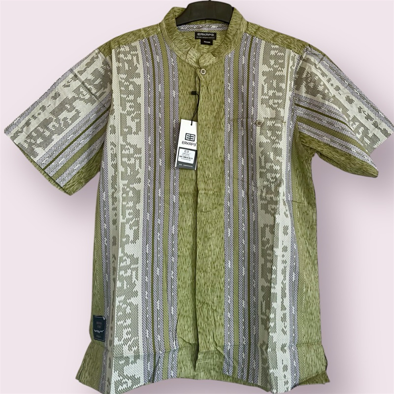 Kemeja tanga pendek kerah Shanghai erkape