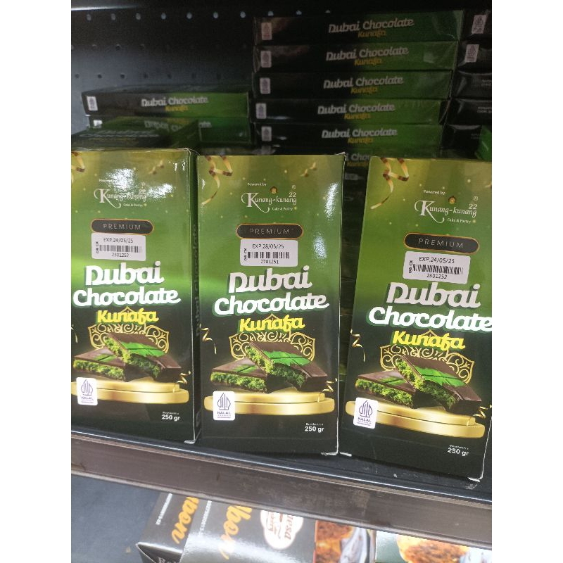 

Chocolate Dubai Kunang Kunang