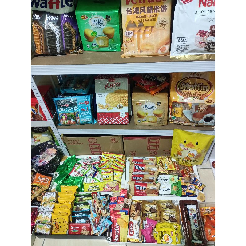 

etalase co Snack besar 130rb 2kg