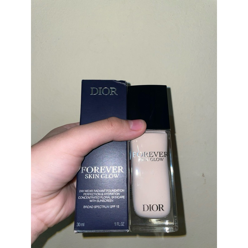 PRELOVED FOUNDATION DIOR FOREVER SKIN GLOW SHADE 00N ORIGINAL