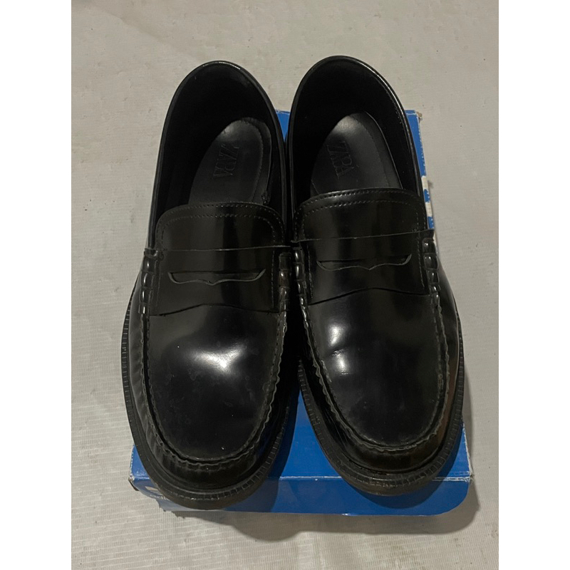 zara man loafers