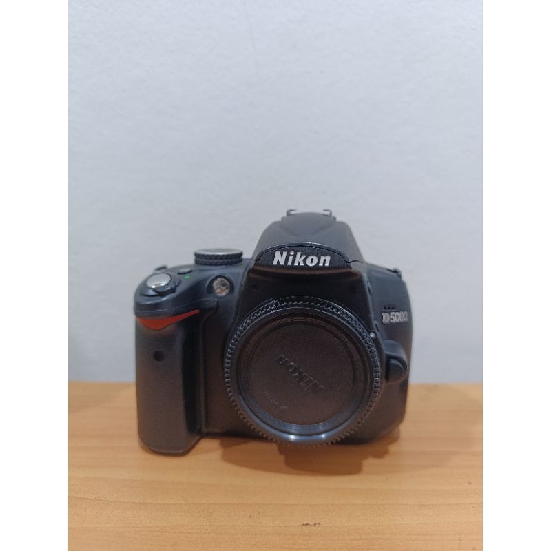 Kamera Dslr Nikon D5000+ Lensa Yongnuo 50mm SALE DISKON