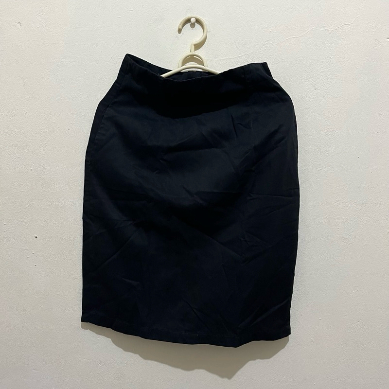prelove mini skirt rok pendek hitam