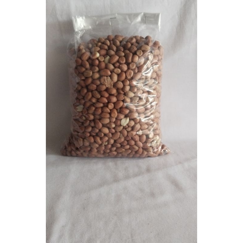 

Kacang Tanah Mentah Tersedia 500gram - 1 Kg