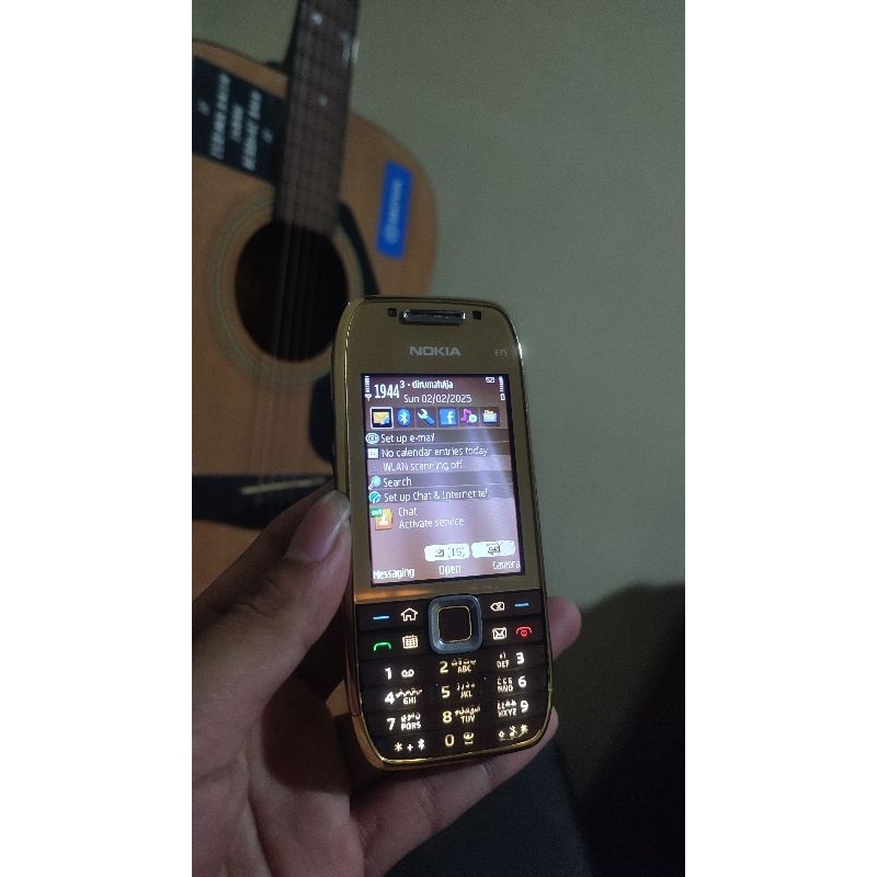 Nokia E75 Gold