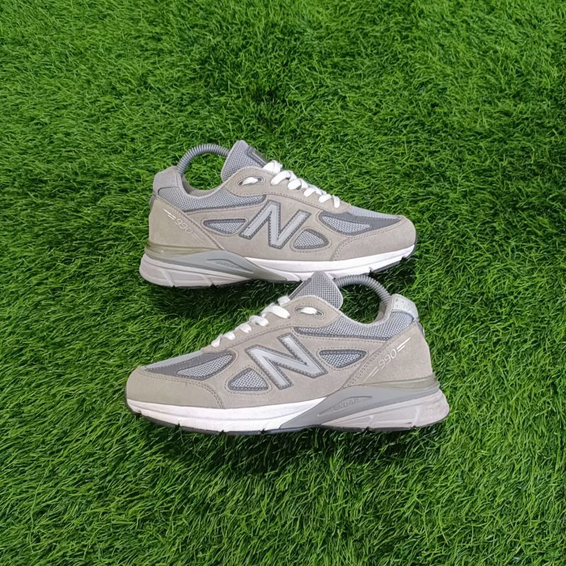New Balance 990 V4 USA