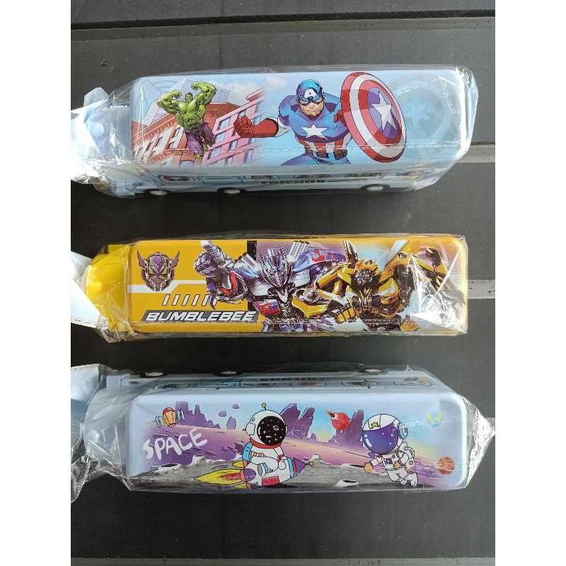 

Tempat pensil, Tepak Kereta, kotak pensil Bis Kaleng Fancy sunsun plus perkalian