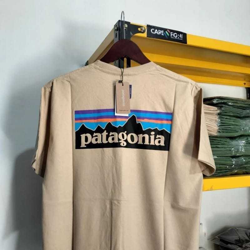 Kaos Import Patagonia Beige Cowok Casual keren/Atasan Branded Patagonia Premium/Outfit Anak Muda Kek