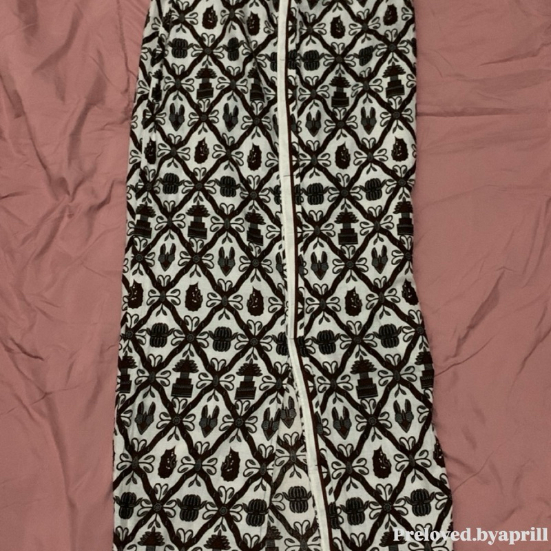 rok jarik | preloved
