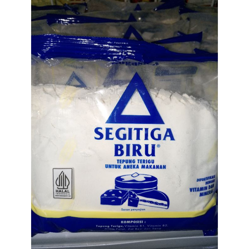 

TEPUNG TERIGU SEGITIGA BIRU