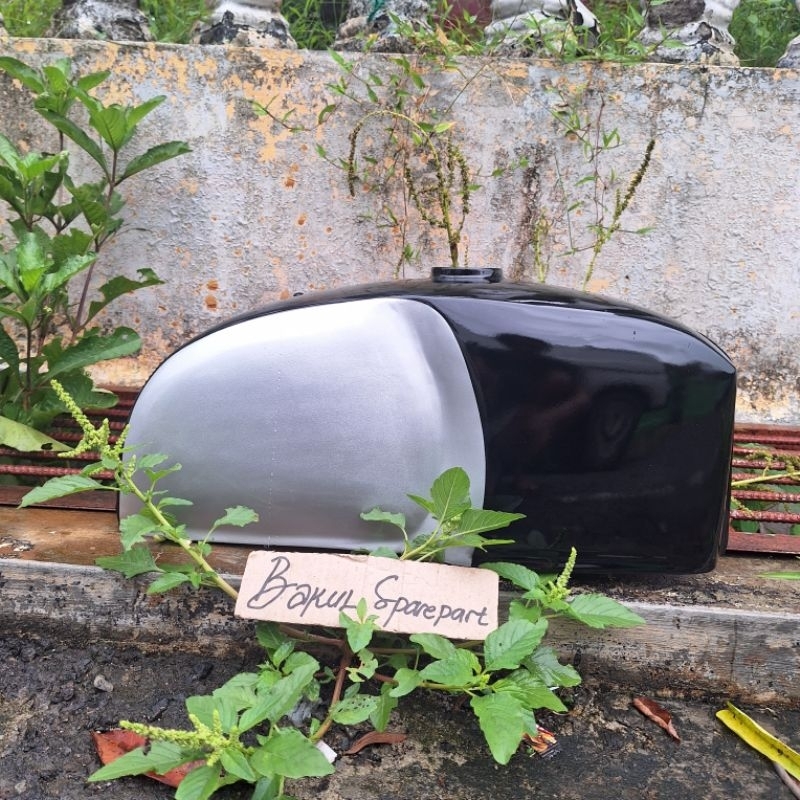 Tangki Caferacer Custom Japstyle Caferacer bratcafe bratstyle