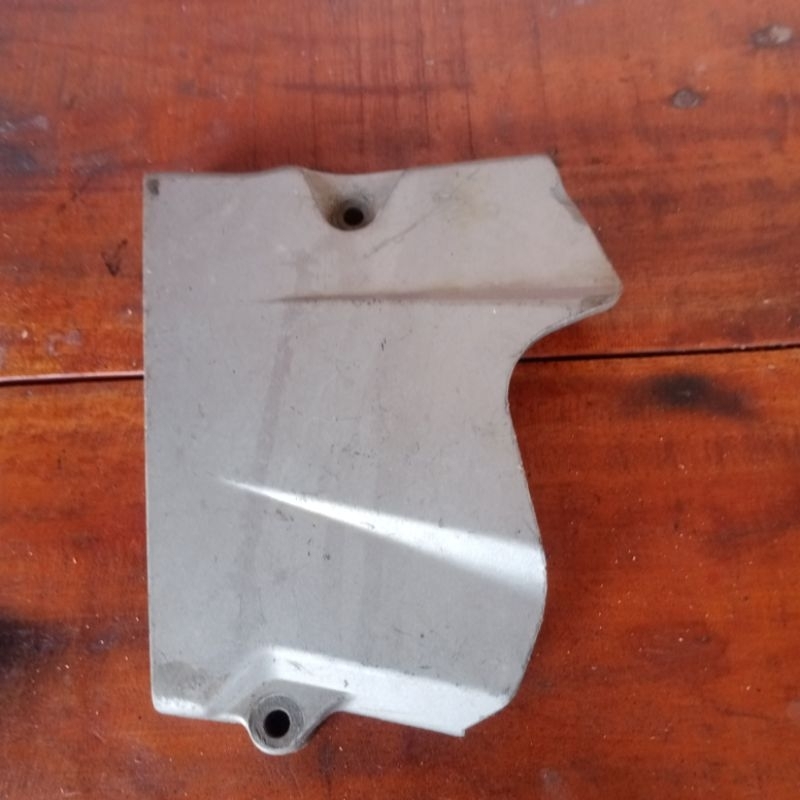 tutup gear gir depan suzuki smash old smash New smash Titan. original