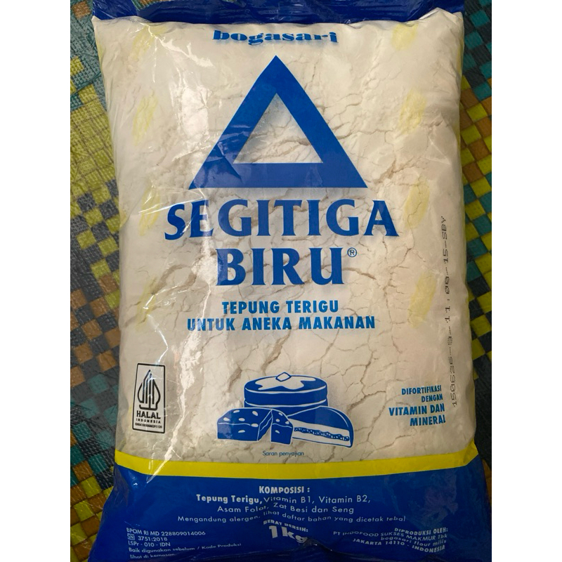 

Tepung Segitiga Biru 1Kg