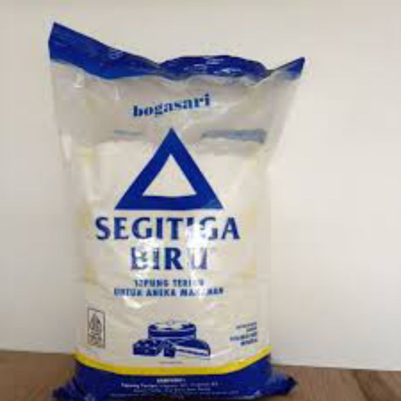 

Tepung Terigu Segitiga Biru 1kg