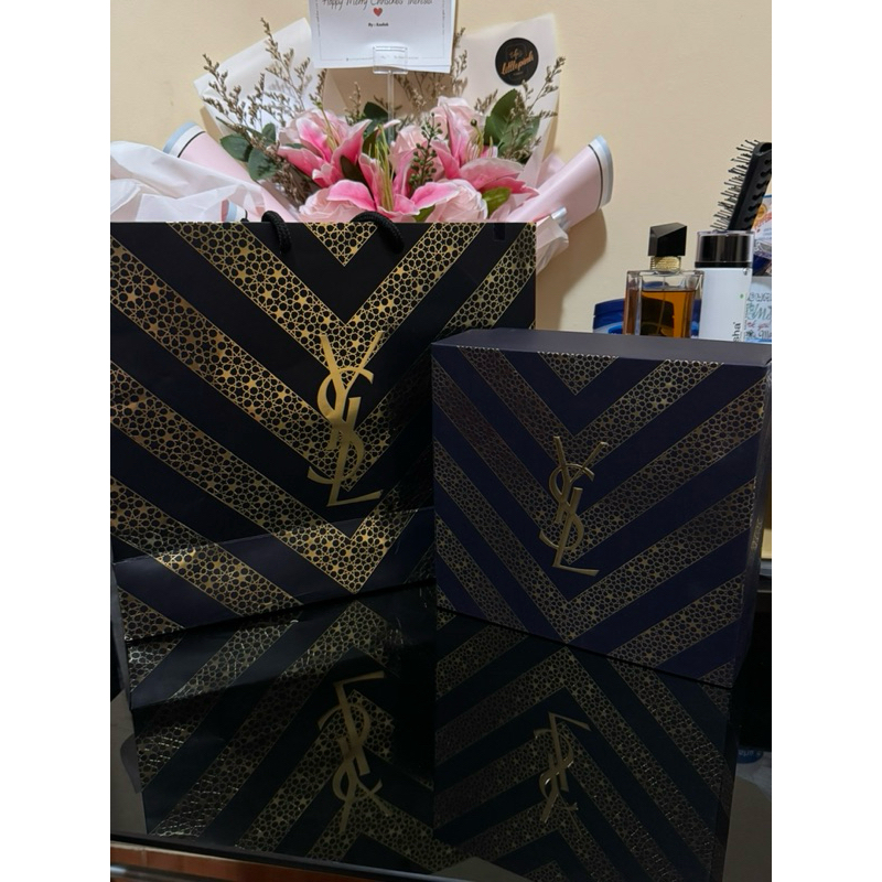 

PAPERBAG + BOX YSL SIZE MEDIUM - ORI