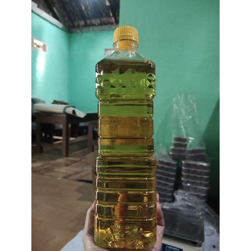 

Minyak Goreng Kemasan botol 1 liter