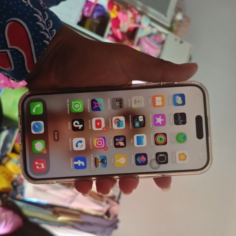 iPhone 15 plus (BH service)