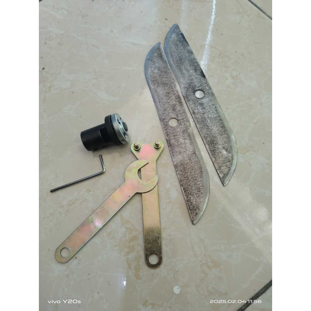 Pisau Pencacah Rmput Ternak 25 cm Dengan As Sambungan Mesin Sanyo Lubang AS 12 MM