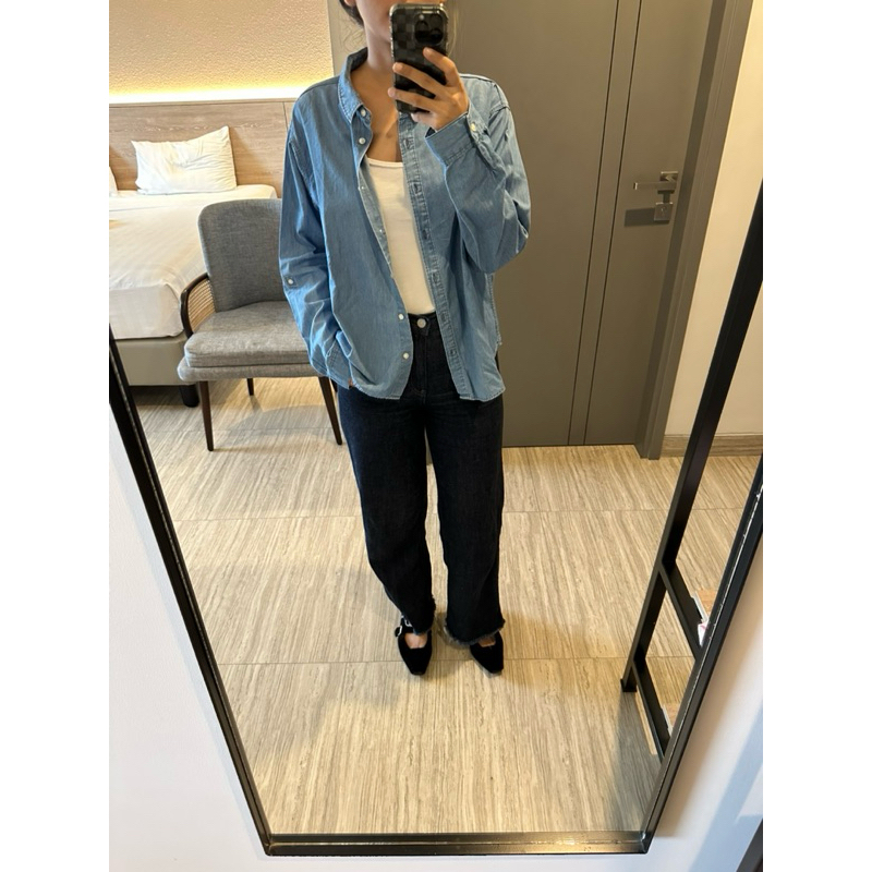 Uniqlo Denim shirt kemeja denim uniqlo shirt kemeja jeans kemeja panjang denim on denim long sleeve 