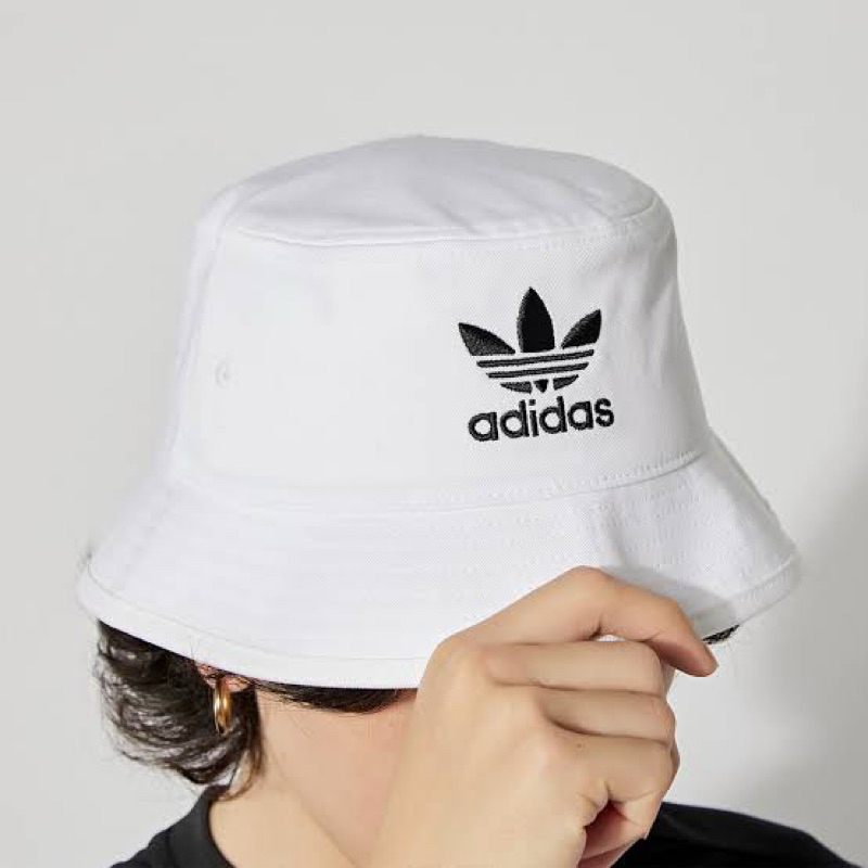 Adidas Topi Bucket Putih original