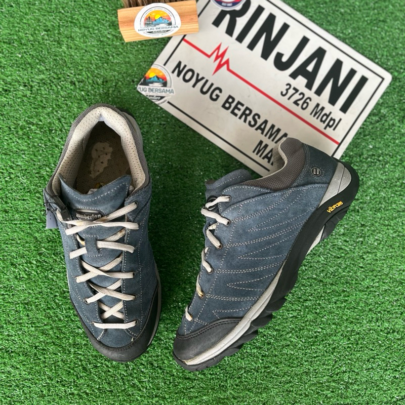 SEPATU OUTDOOR ZAMBERLAND SUEDE