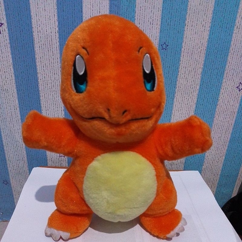 Boneka tas Pokemon Charmender original pokemon.
