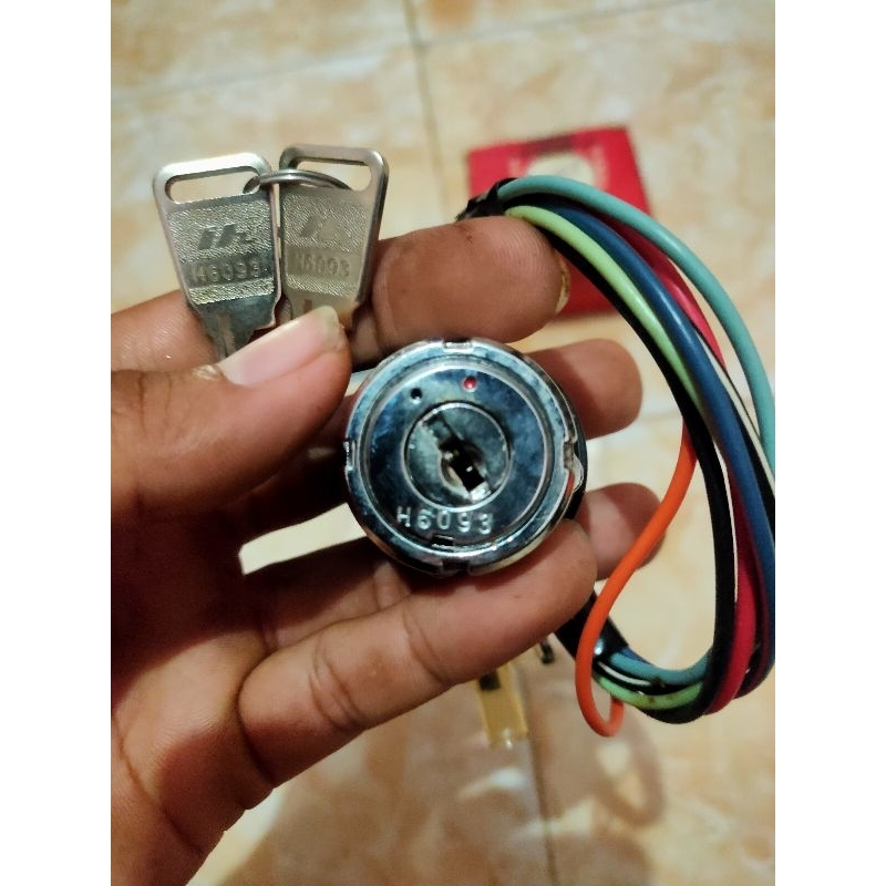 kunci kontak ori cb100 cb125 c90 lawasan