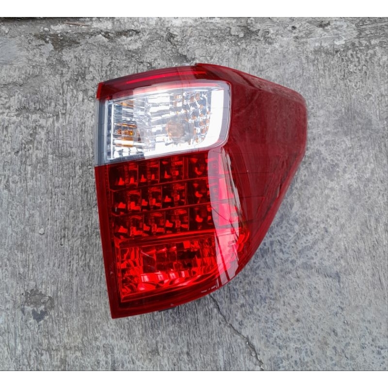 stoplamp toyota alphard 2007-2014 kanan