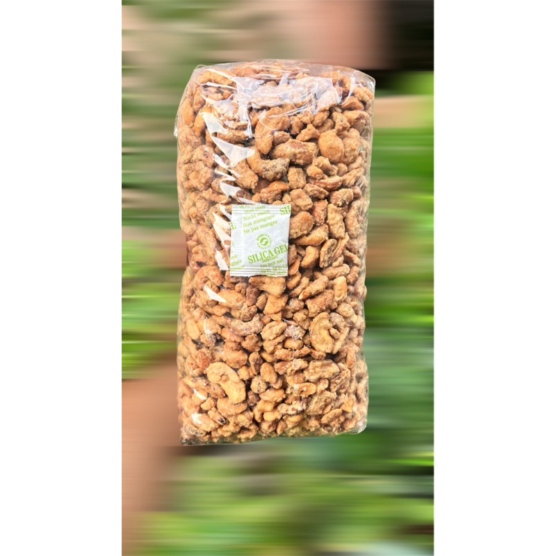 

Kacang mede Variant murah matang 1kg / Kacang Mede Variant matang patahan 1kg