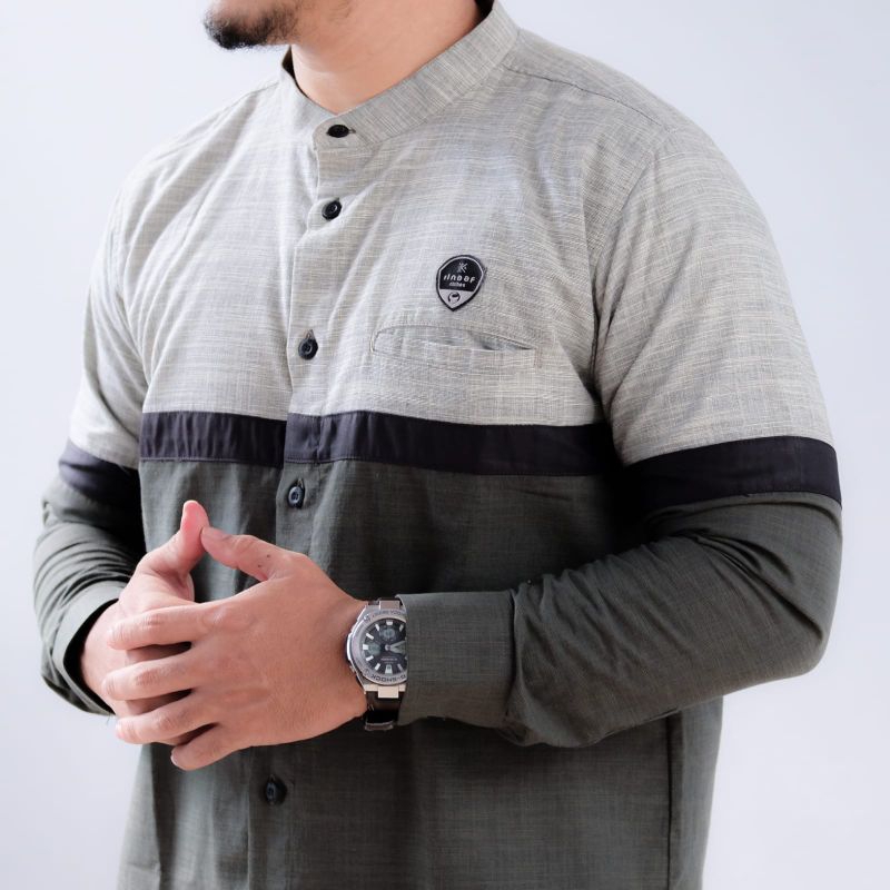 Kemeja Pria Lengan Panjang Garis-Garis