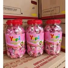 

Permen Yupi Strawberry Kiss Jar 300gr isi 6 Toples 1 DUS