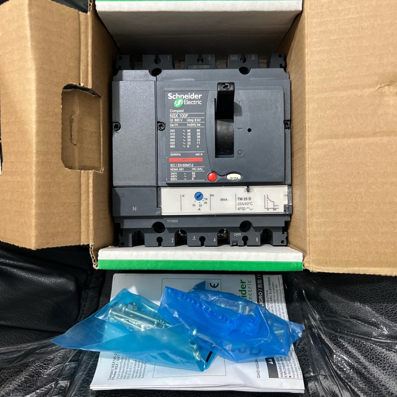 MCCB NSX100F 4P 25A LV429646 Schneider Original