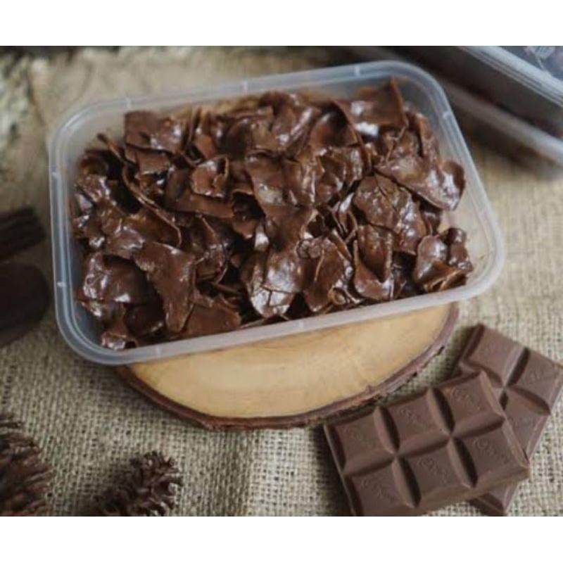 

Keripik pisang lumer per box 100gr Rasa COKELAT/CHOCOLATE
