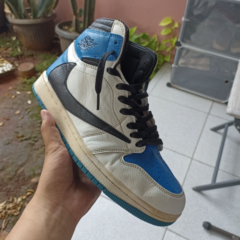 AIR JORDAN 1 HIGH TRAVIS SCOTT X FRAGMENT