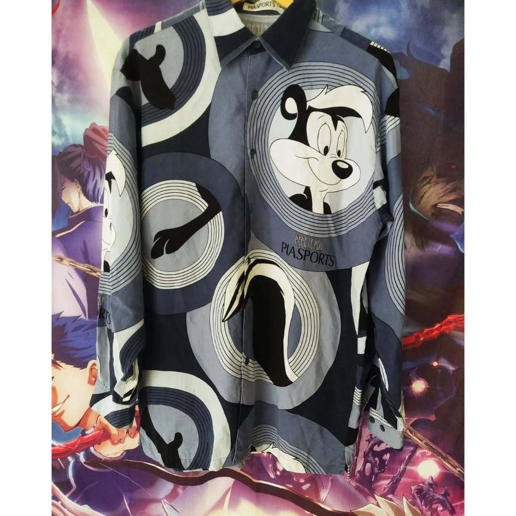 Vintage (c)1997 Pepe Le Pew Warner Bros x Piasport All Over Print Shirt Kemeja Original Second Merch