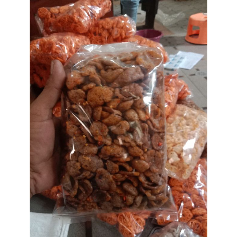 

Kerupuk jengkol bantat